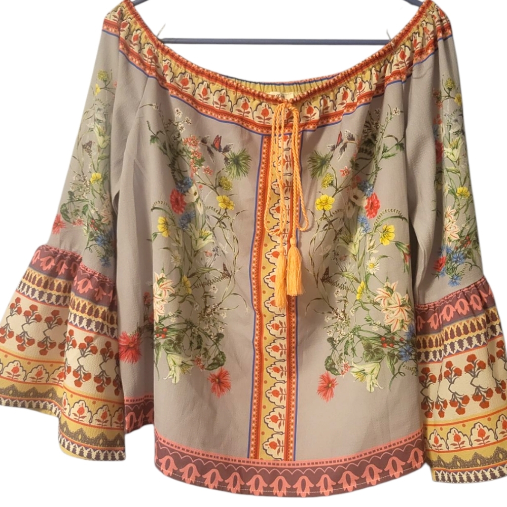 Umgee Women's Size M Off The Shoulders Top